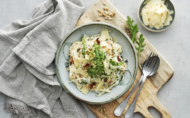 Granarolo_Quattrocento_Mascarpone_Linguine-med-soltorkade-tomater_2022.jpeg